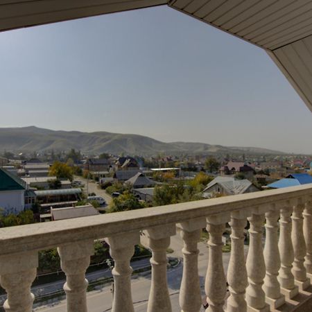 Aisha Hotel Bischkek Exterior foto